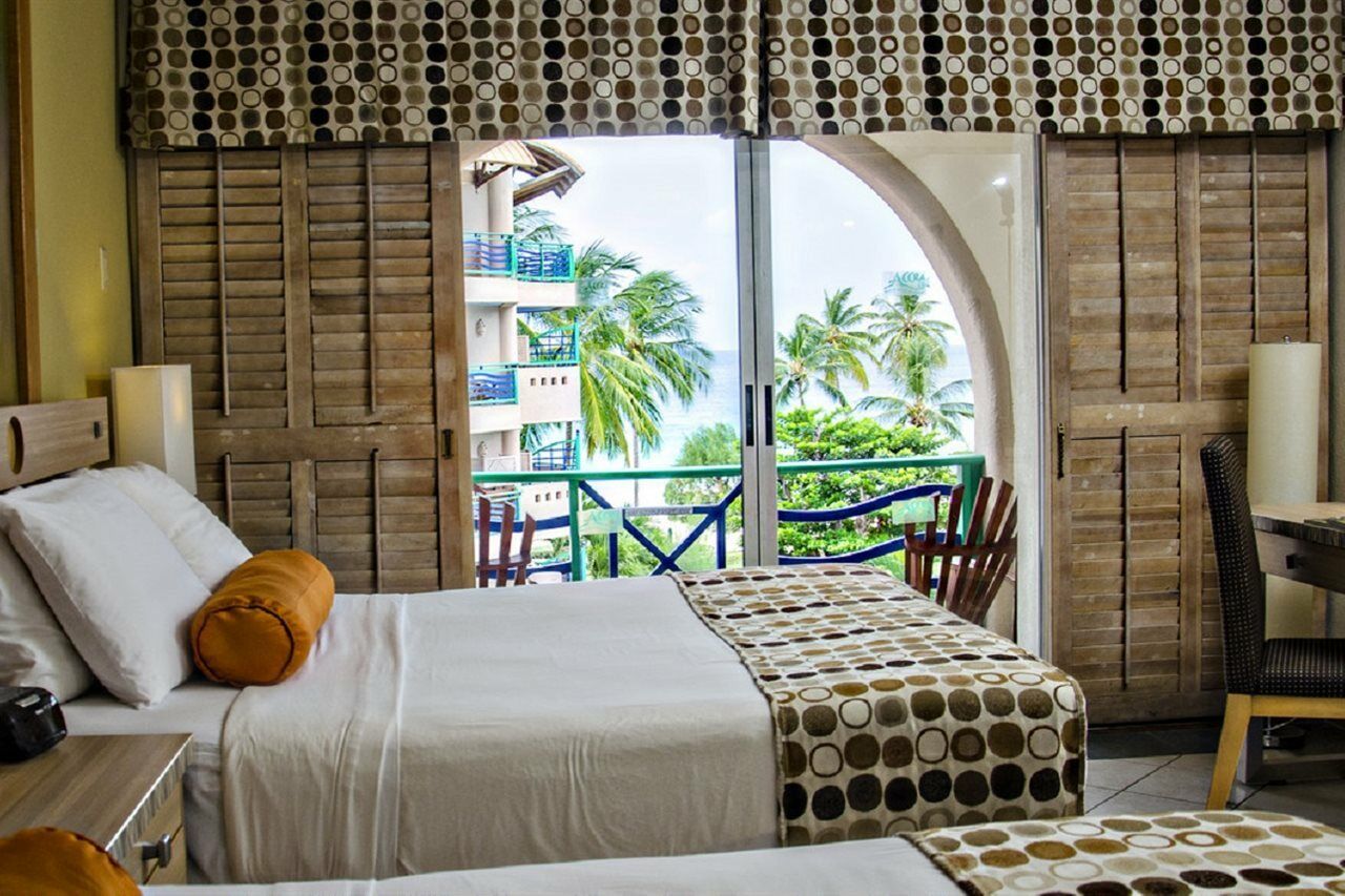 Accra Hotel 4*